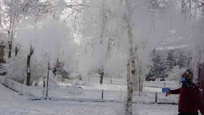 Ardahan’ın Göle İlçesi Buz Kesti: Eksi 28 Dereceyle Türkiye’nin En Soğuk Yerleşim Yeri Oldu