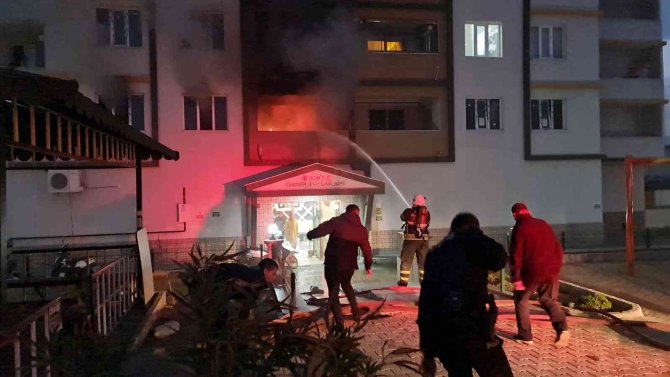 Nazilli’de Ev Yangınında Kundaklama İddiası, 2 Kişi Gözaltına Alındı