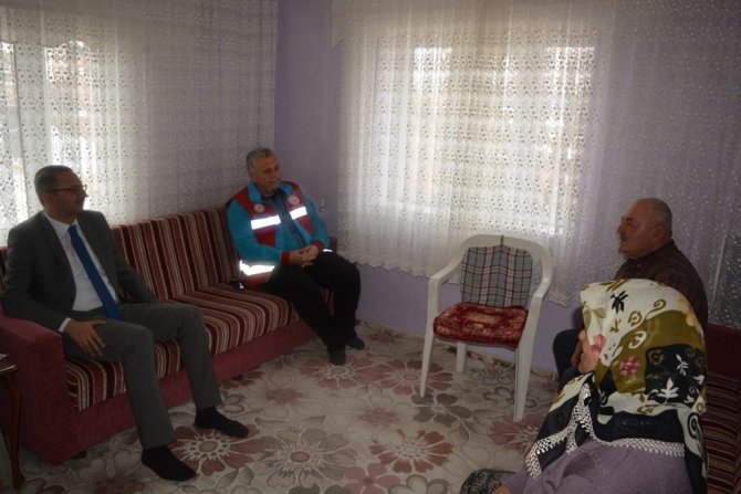 Havran Kaymakamı Özderin Şehit Ailesini Ve Gaziyi Ziyaret Etti
