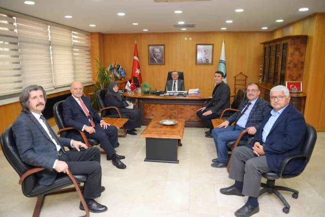 Emine Teyzeden Duygulandıran Bağış