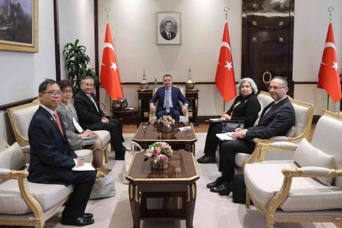 Cumhurbaşkanı Yardımcısı Oktay, Tayland Başbakan Yardımcısı Ve Dış İ̇şleri Bakanı Don Pramudwinai’yi Kabul Etti