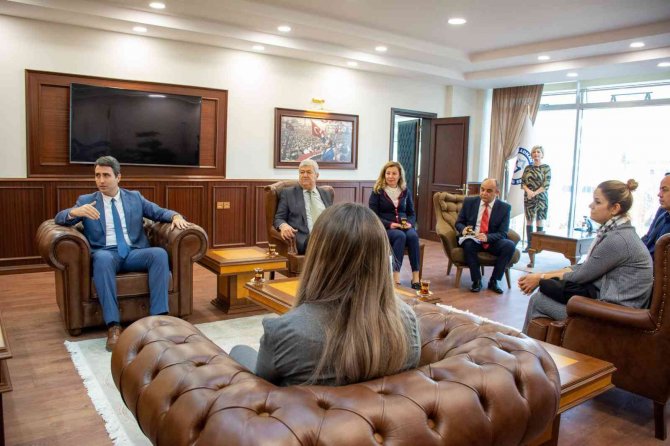 Adü Rektörü, Didim Kaymakamı Kuruca’yı Ağırladı