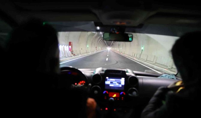 16 Şehri Birbirine Bağlayan Kömürhan Köprüsünü 6 Milyon Araç Kullandı