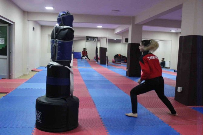 Gülsena Karakuyulu’dan 136. Madalya