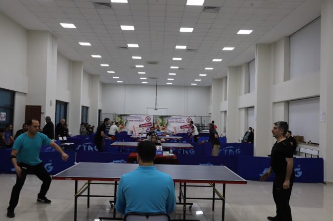 Fü’de Personel Arası Masa Tenisi Turnuvası Sona Erdi