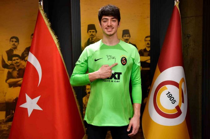 Galatasaray, Genç Kaleci Jankat Yılmaz’ın Sözleşmesini Uzattı