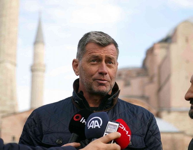 Michael Skibbe, Takımı Sanfrecce Hiroshima İle İ̇stanbul’u Gezdi