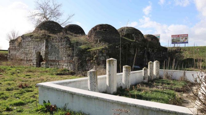 Edirne’de 6 Asırlık Ecdat Yadigârı Hamam Yok Oluyor