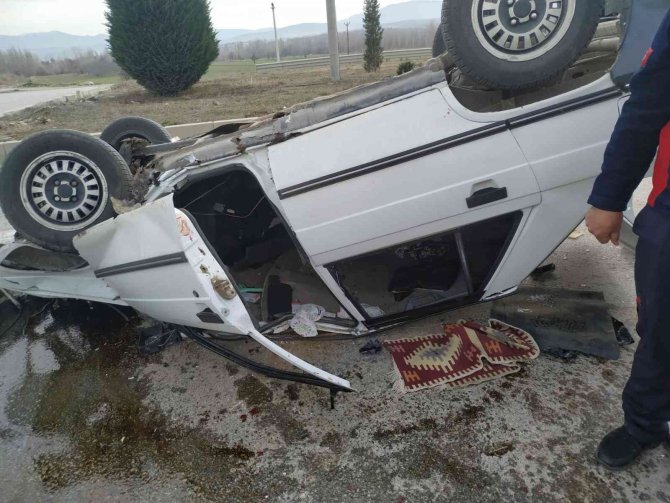 Gediz’de Trafik Kazası: 3 Yaralı