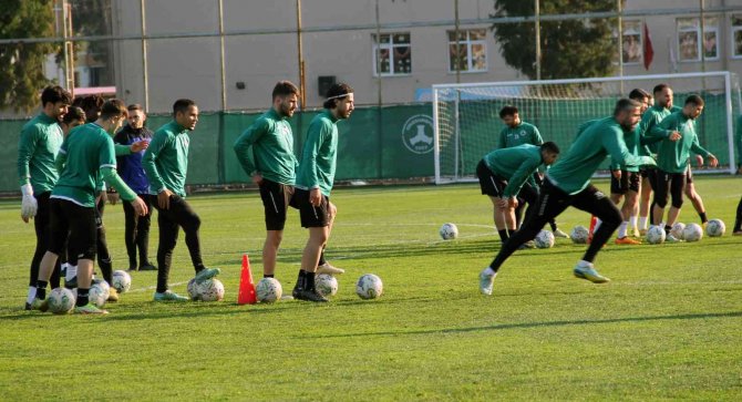 Hakan Keleş: "Taraftarımıza 100. Galibiyetimizi Armağan Etmek İstiyorum"