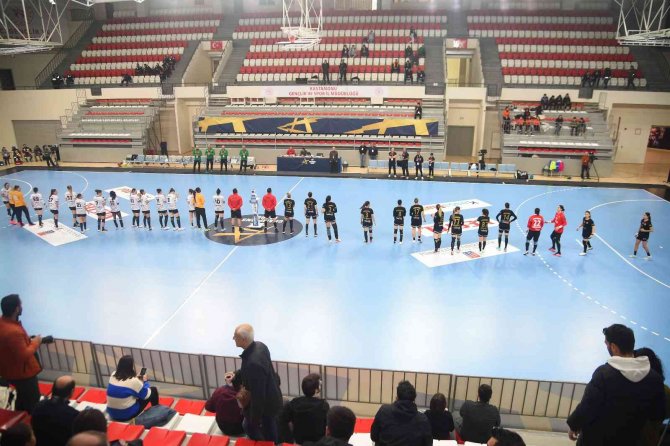 Hentbol Kadınlar Süper Ligi: Kastamonu Belediyespor: 27 - Konyaaltı Belediyespor: 27