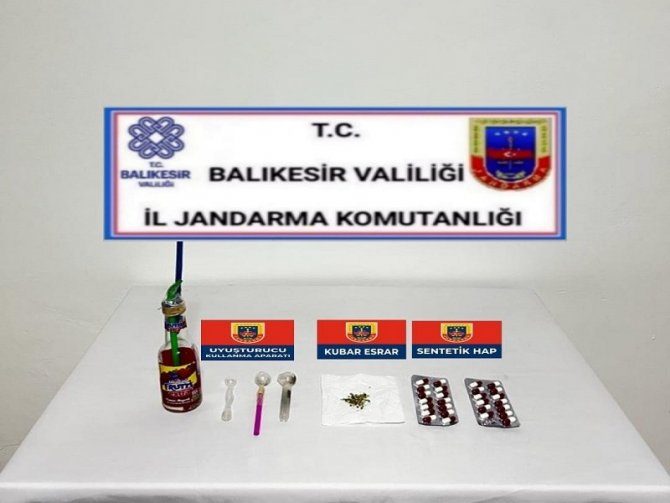 Jandarmadan Karesi Ve Sındırgı’da Uyuşturucu Operasyonu
