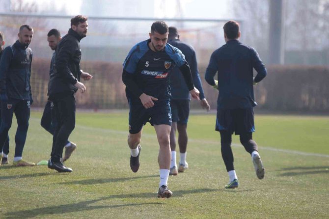 Miguel Cardoso: “İ̇stanbulspor Maçından 3 Puan Almak İstiyoruz”