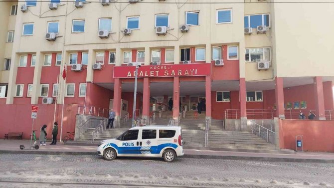 Spor Yaparken Tanıştığı 14 Yaşındaki Çocuğa İstismar İddiasıyla Yargılanıyor