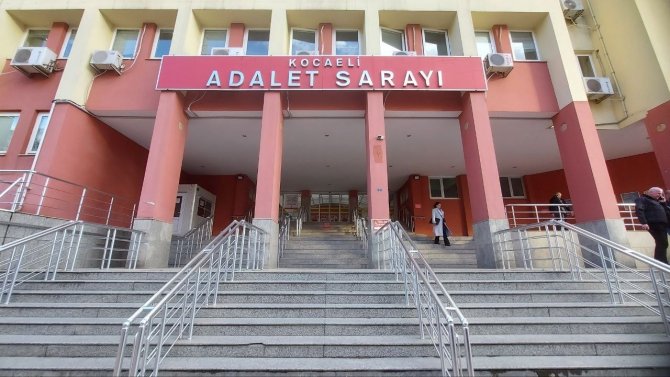 Spor Yaparken Tanıştığı 14 Yaşındaki Çocuğa İstismar İddiasıyla Yargılanıyor