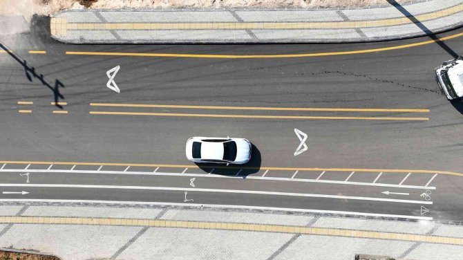 (Yeniden) Mersin Büyükşehir Belediyesinin Yol Çalışmaları Sürüyor