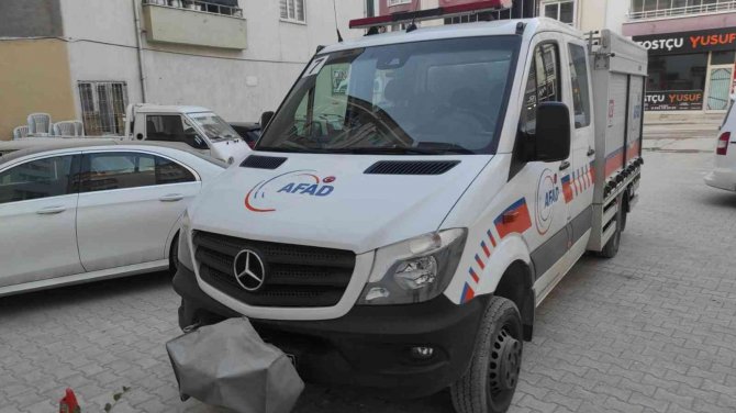 Evlere Kadar Giren Koku Mahalleliyi Tedirgin Etti