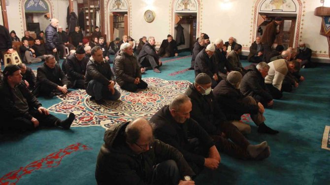 Kırklareli’nde Regaip Kandili Dualarla İdrak Edildi