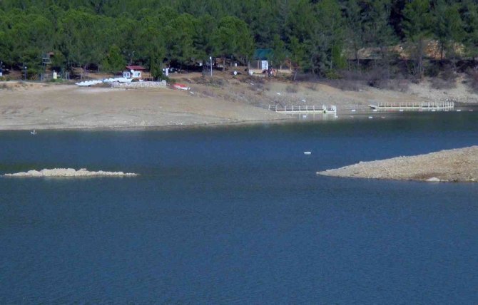 İ̇stanbul’da 2 Aylık Su Kaldı