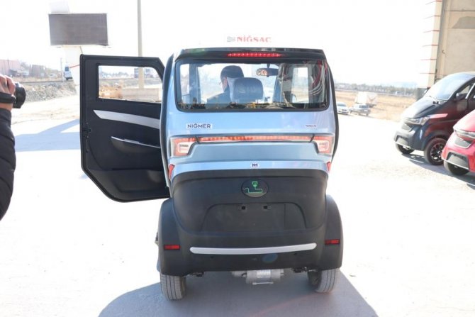 Niğde’de 3 Kişilik Elektrikli Araç Üretiliyor