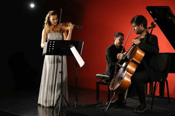Nilüfer’de Bosphorus Trio’dan Klasik Müzik Resitali