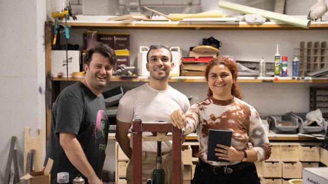 Nilüfer Şehir Tiyatrosu Gençleri Sahneye Davet Ediyor