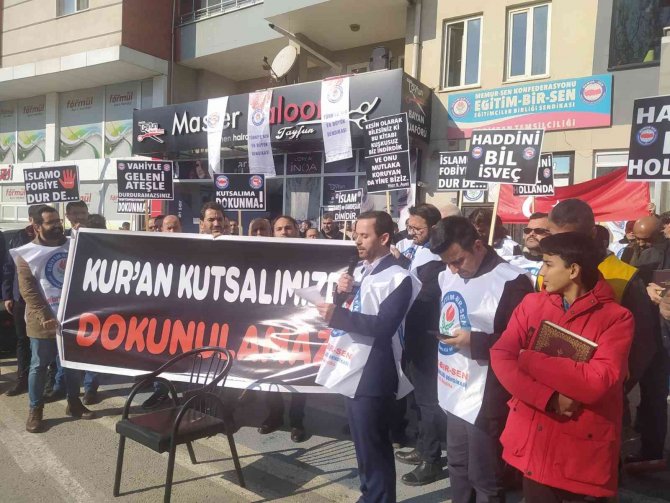 İ̇sveç’te Kur’an-ı Kerim Yakılmasına Tepkiler Sürüyor