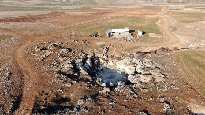 Kuraklık Uyuz Gölü’nü De Vurdu