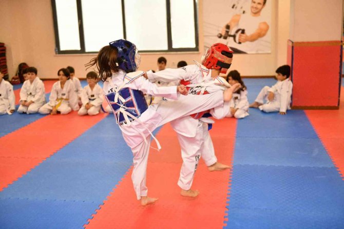 Esenyurtlu Çocuklara Spor Dolu Sömestir