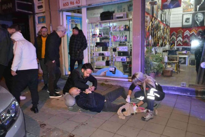Sokak Ortasında Önce Darp Edildi Sonra Da Silahla Vuruldu