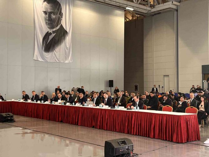 İ̇stanbul’da Taksilerde “Akıllı Tepe Lambası” Olacak
