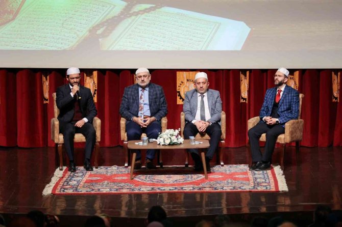 Uşak, Üç Ayların Manevi İklimine Kur’an Ziyafetiyle Girdi