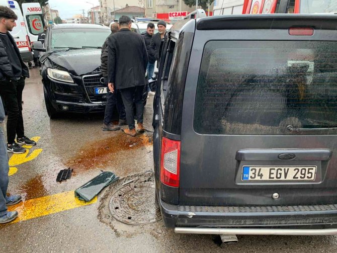 Yalova’da Trafik Kazası: 1 Yaralı