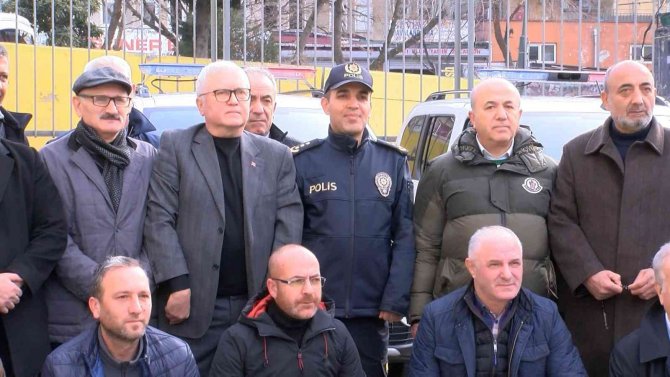 Kartal’da Emniyet Personeli İçin Yeni Araçlar Koyun Kesimi Ve Dualar Eşliğinde Alındı