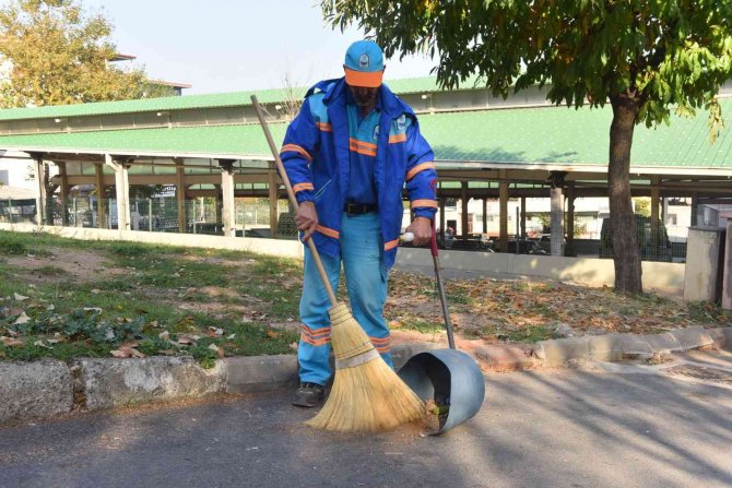 Yıldırım Belediyesi, 2022 Yılında İlçede 187 Bin Ton Çöp, 22 Bin Ton Moloz Topladı
