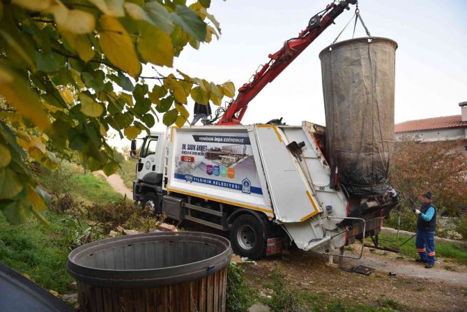 Yıldırım Belediyesi, 2022 Yılında İlçede 187 Bin Ton Çöp, 22 Bin Ton Moloz Topladı