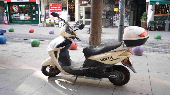 Kadıköy’de Kaldırımların Özgürleştirilmesi İçin İkinci Adım