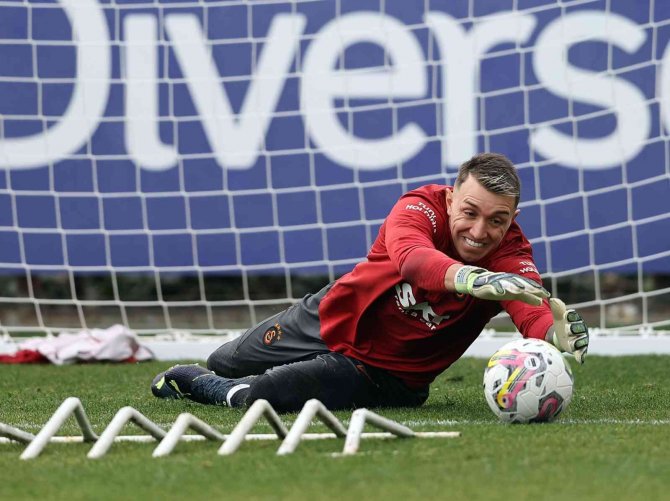 Galatasaray, Giresunspor Maçı Hazırlıklarını Tamamladı