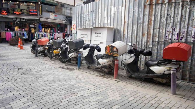 Kadıköy’de Kaldırımların Özgürleştirilmesi İçin İkinci Adım