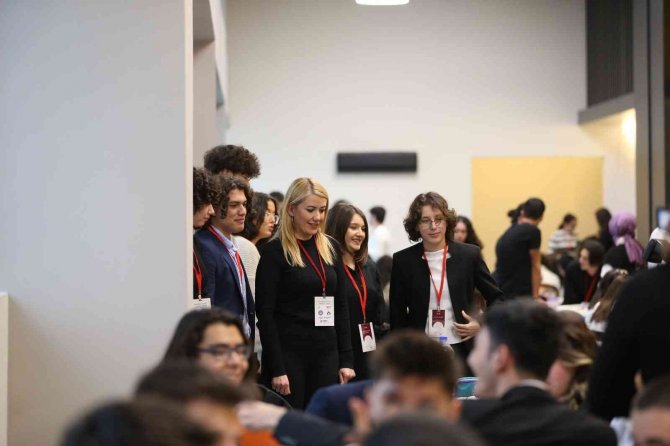 İ̇novasyon Kampı Merkezefendi’de Başladı