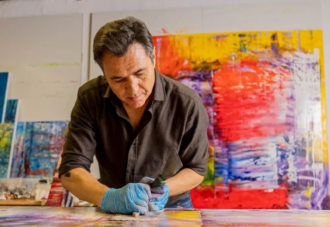 Ressam Kemal Yazıcı, Dubai’de Resim Sergisi Açtı