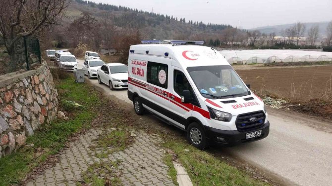 Bahçede Çalışırken Kalp Krizine Yenik Düştü