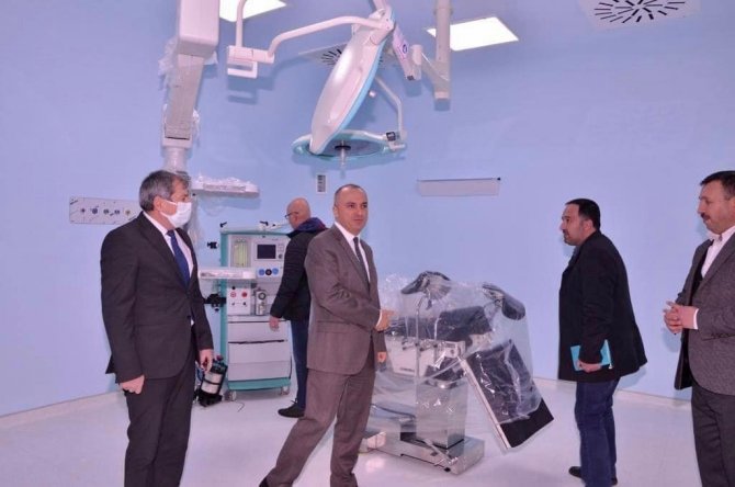Sivaslı Devlet Hastanesi Hasta Kabulüne Başlıyor