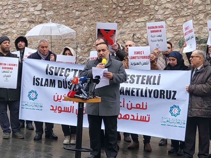 Arap Topluluğu Birliği’nden İ̇sveç’te Kur’an-ı Kerim Yakılması Olayına Tepki