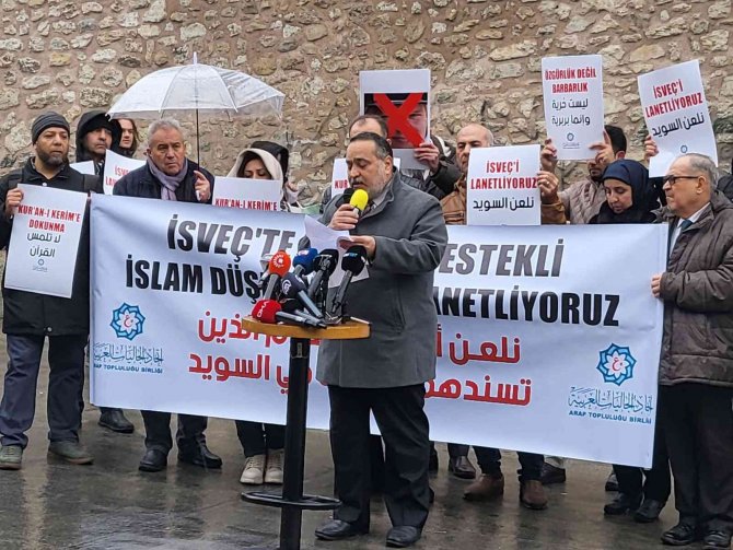 Arap Topluluğu Birliği’nden İ̇sveç’te Kur’an-ı Kerim Yakılması Olayına Tepki