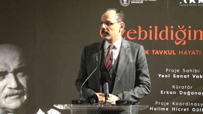 Cumhurbaşkanlığı Sözcüsü İ̇brahim Kalın, Akm’deki Sergiye Katıldı