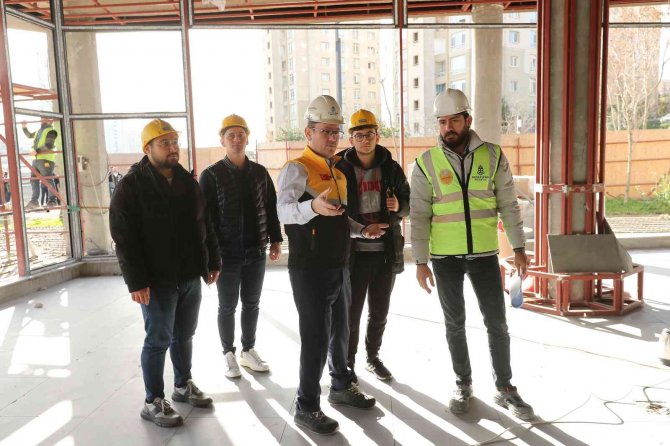 Başakşehir’e Uzay Üssü Gibi Gençlik Merkezi