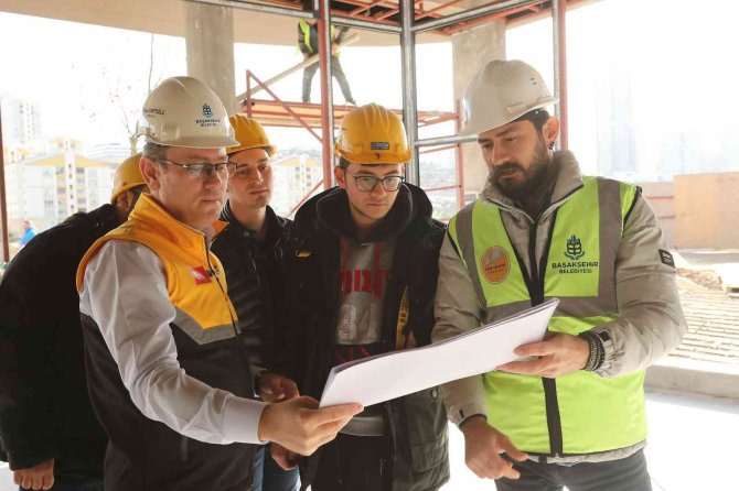 Başakşehir’e Uzay Üssü Gibi Gençlik Merkezi