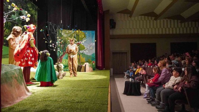 Başkan Altınok, Çocuklarla Birlikte Sihirli Orman’da