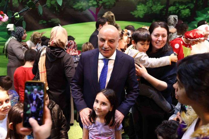 Başkan Altınok, Çocuklarla Birlikte Sihirli Orman’da